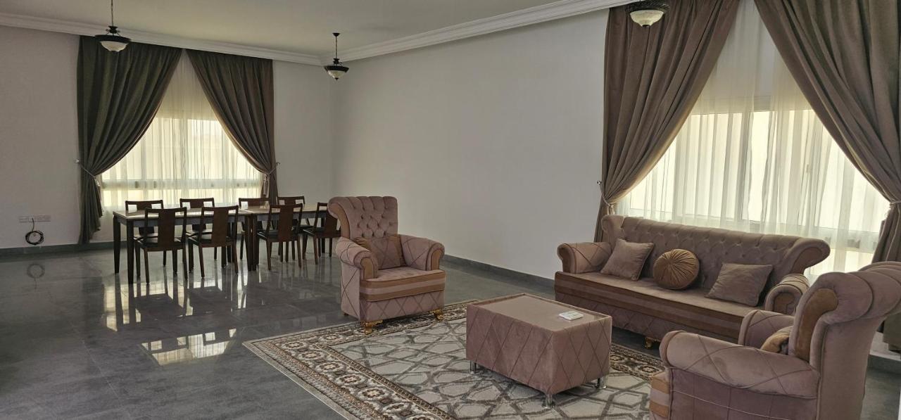 Luxury Garden Complex Villa *
